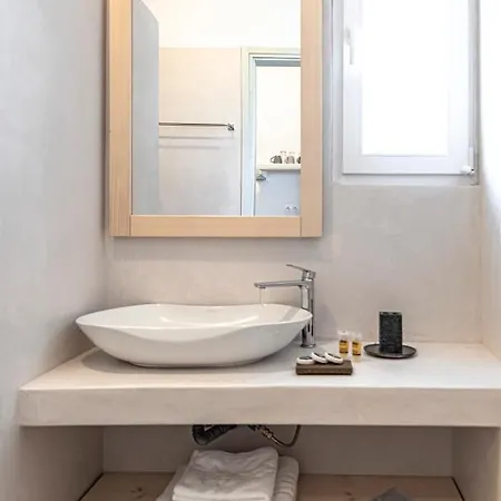 Alisea Lejlighedshotel Kímolos